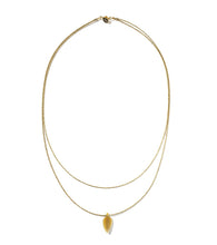 Load image into Gallery viewer, Horn Small Leaf Necklace
