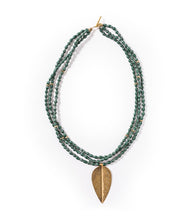 Load image into Gallery viewer, Large Leaf Necklace