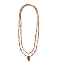 Load image into Gallery viewer, Small Leaf Necklace