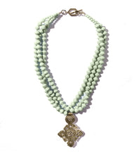 Load image into Gallery viewer, Collar Necklace with Star Pendant