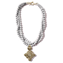 Load image into Gallery viewer, Collar Necklace with Star Pendant