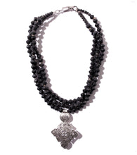 Load image into Gallery viewer, Collar Necklace with Star Pendant