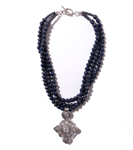 Collar Necklace with Star Pendant