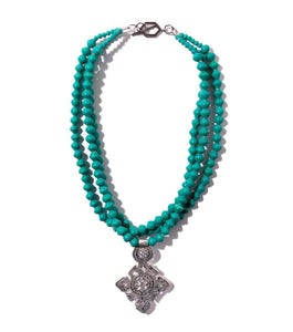 Collar Necklace with Star Pendant
